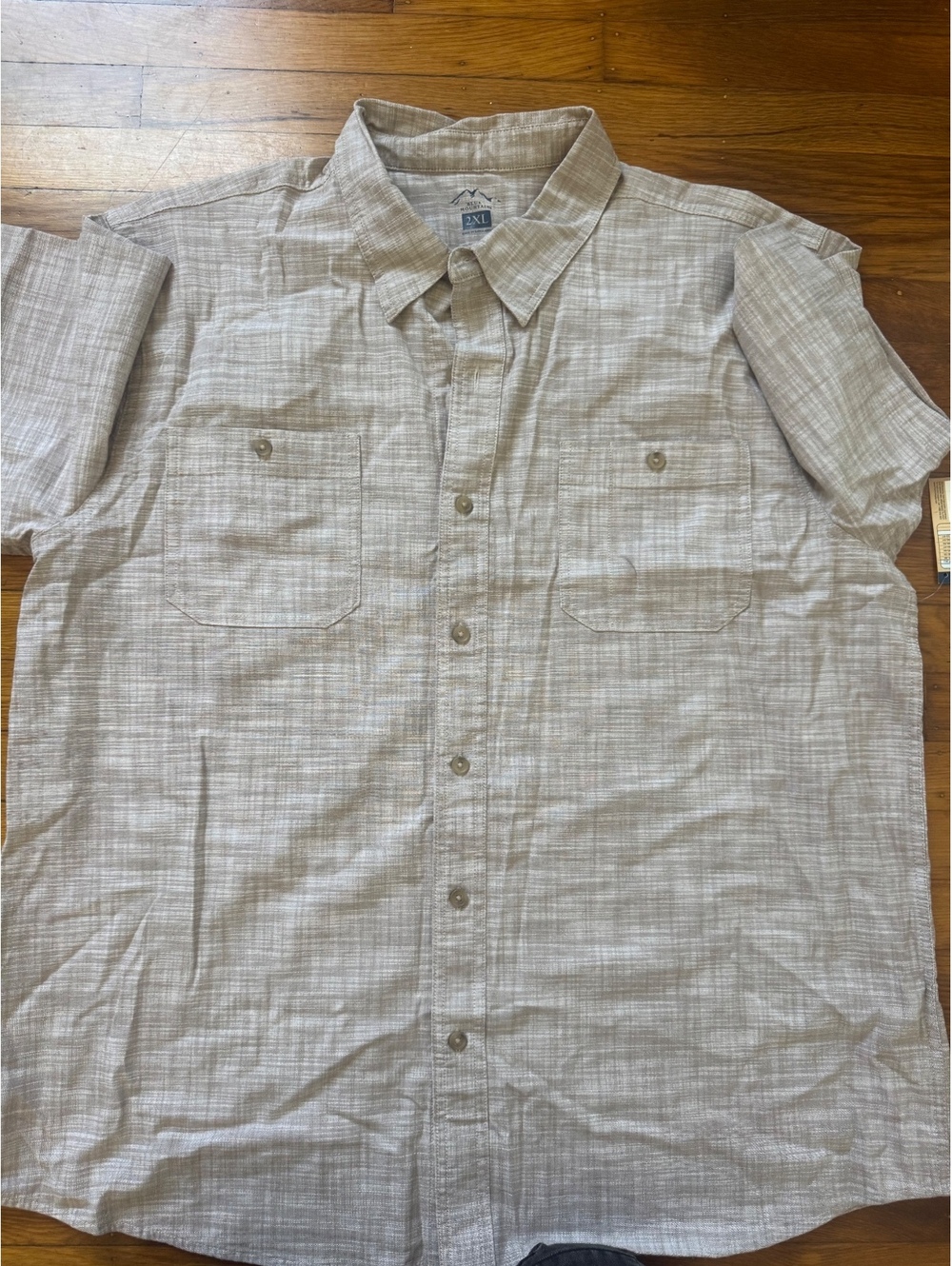 NWT Blue Mountain Men's 2XL Tan Short Sleeve Chambray Shirt